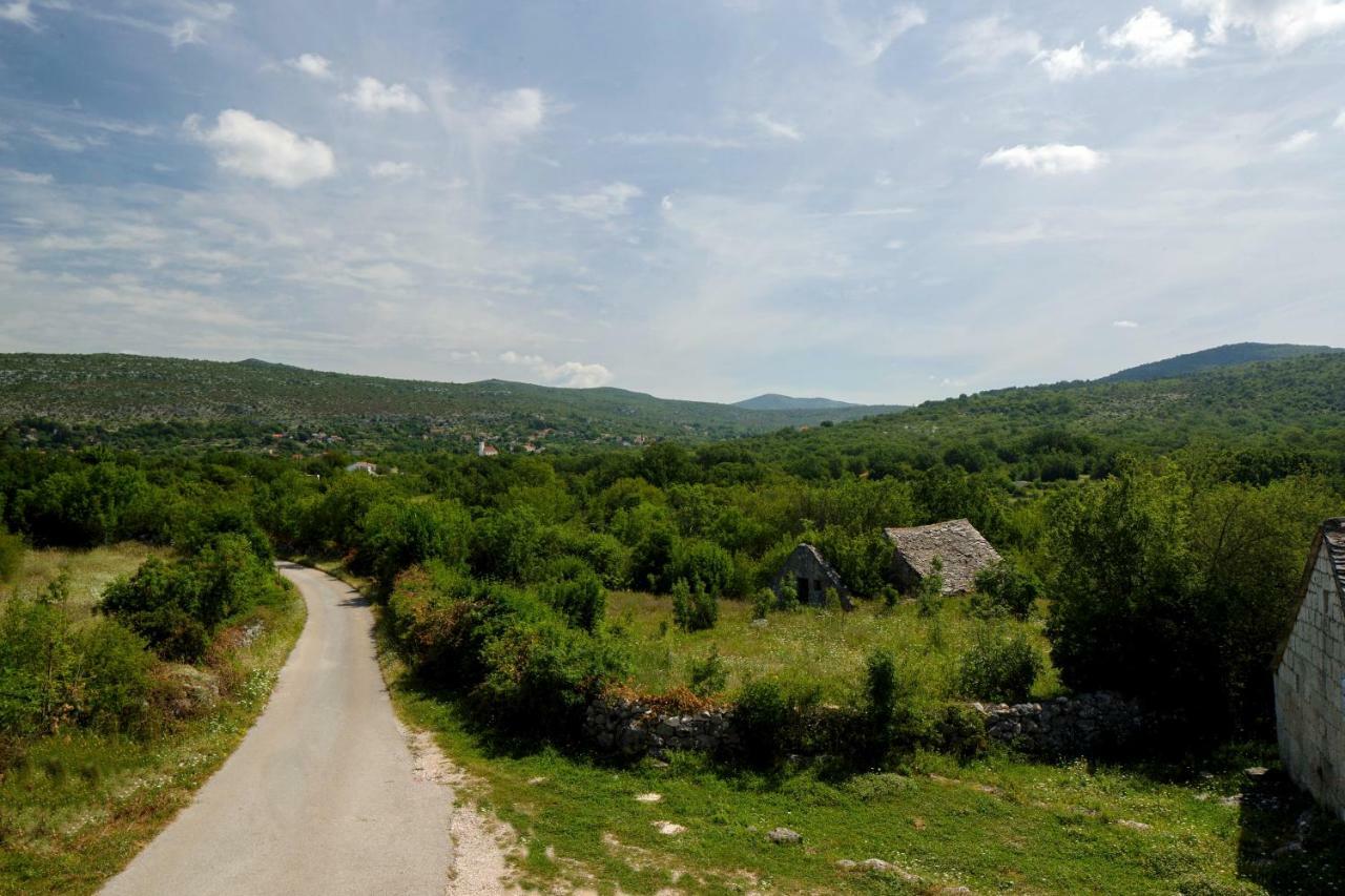Вилла House Lucia Brstanovo Экстерьер фото